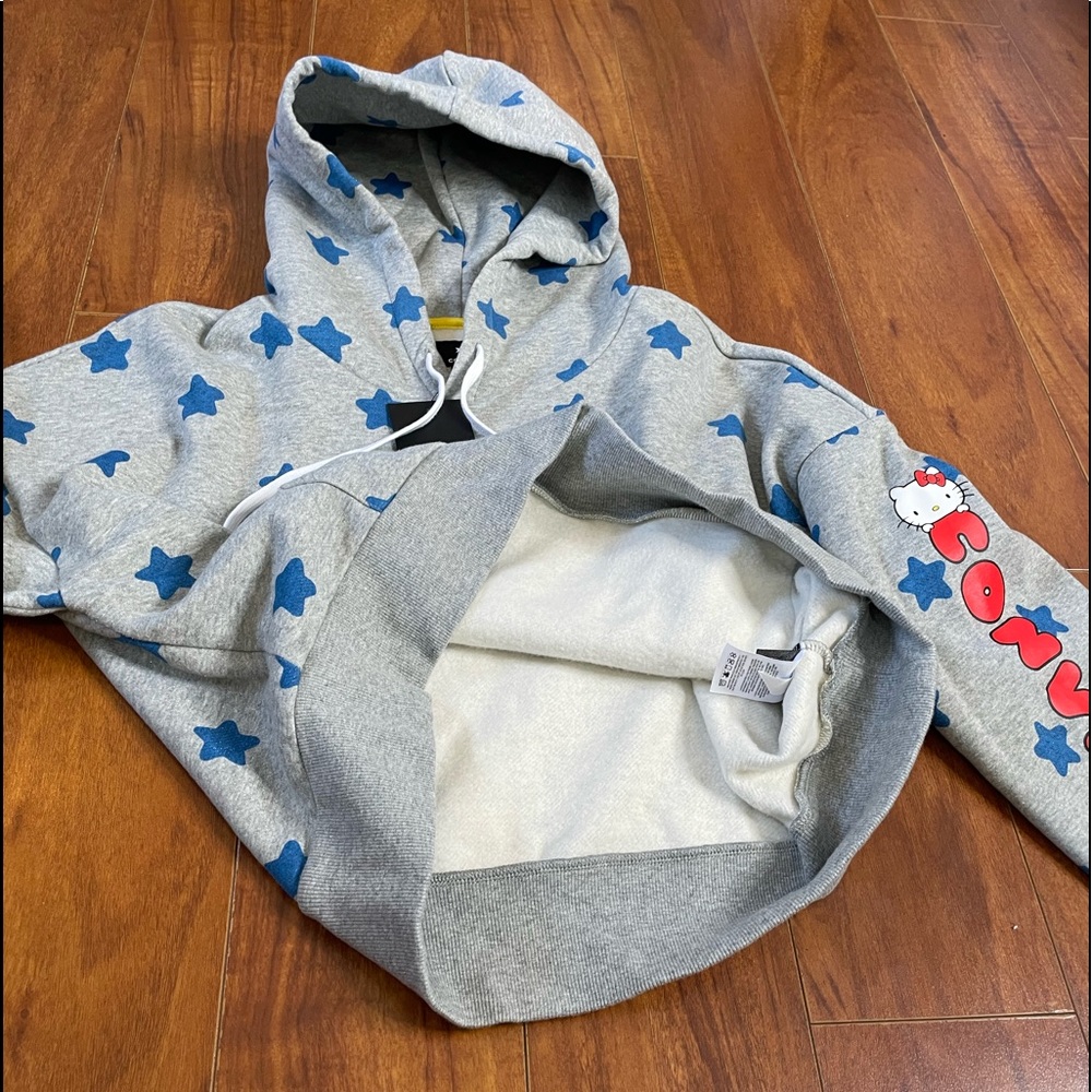 New CONVERSE X HELLO KITTY Long Sleeve Star Cropped Hoodie Sweatshirt L - Picture 6 of 12